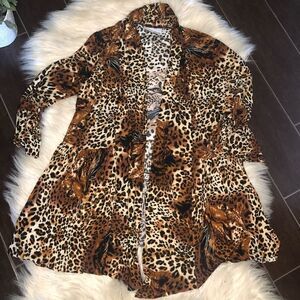 Nicole Marie leopard kimono size medium